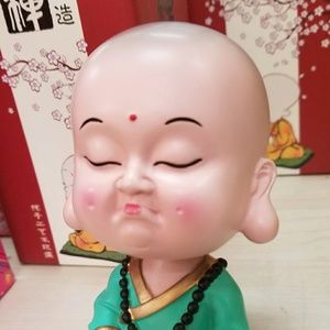 Meet your Posher, Vicky